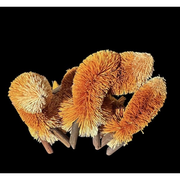 VTG CARIBOU COFFEE CROSS FOX FAMILY ORNAMENT FIGURINE 6.5”x5” RARE - Picture 6 of 9